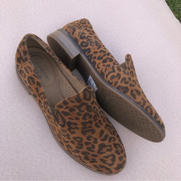 CLARKS TRISH STYLE WOMENS LEATHER SLIP-ON VENETIAN LOAFERS 7 - Picture 3 of 15